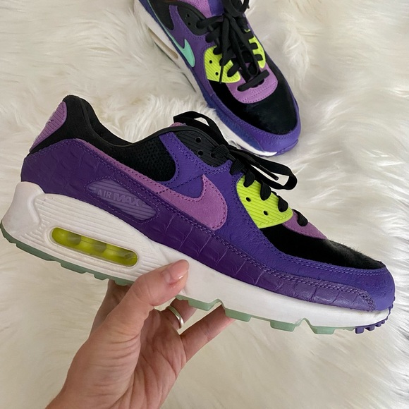 Nike Shoes - Nike Air Max 90 Violet Blend